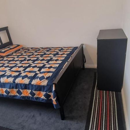Very Nice Two Bedroom Apartment In London Kültér fotó